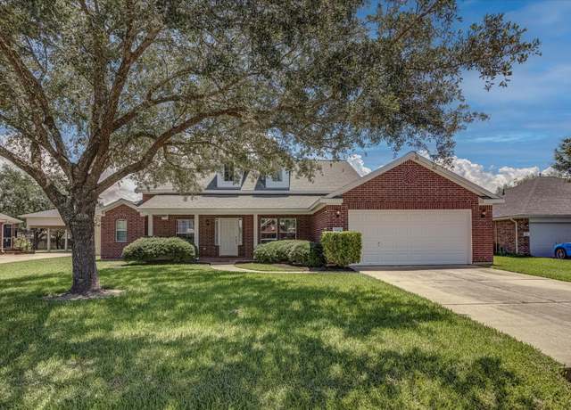 Property at 8014 Pine Wood Ct, Baytown, TX 77523, 4 beds, 2 baths
