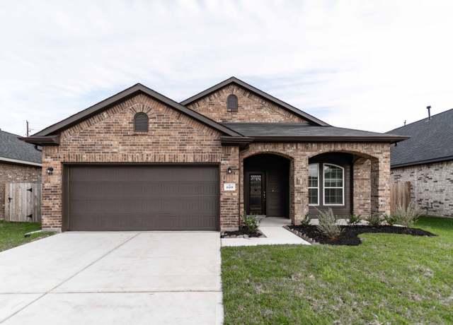 Property at 819 Aspen Bluffs Rd, Crosby, TX 77532, 3 beds, 2 baths