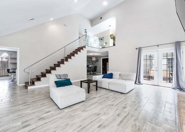 Property at 12710 Ashford Pine Dr, Houston, TX 77082, 3 beds, 2.5 baths