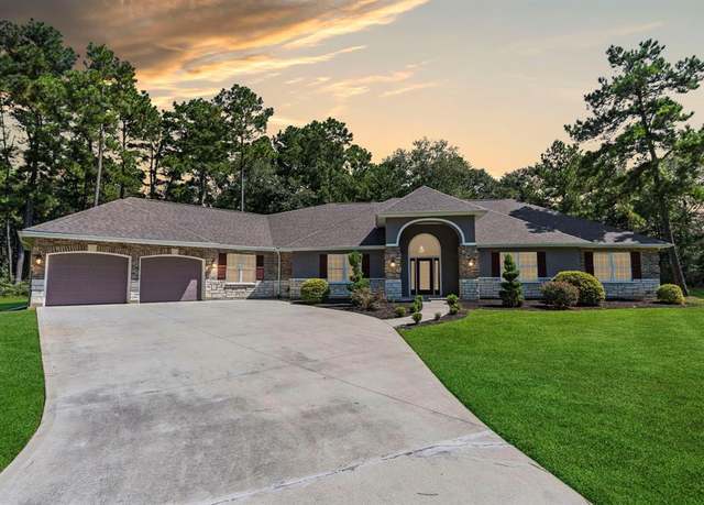Property at 17501 Julianne Dr, Waller, TX 77484, 4 beds, 3 baths