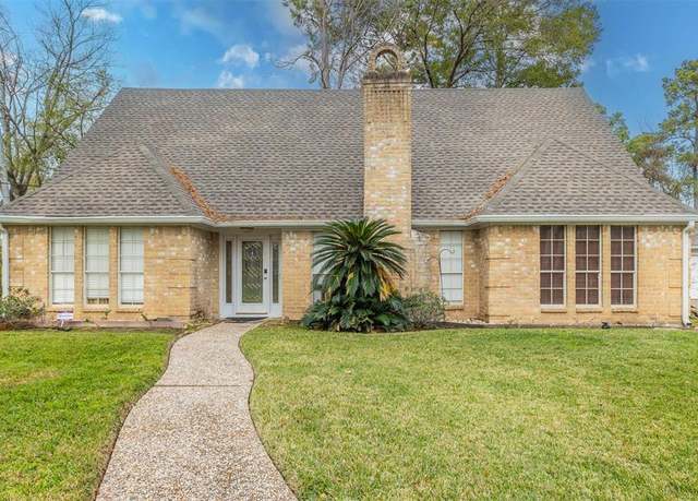 Property at 814 Redleaf Ln, Houston, TX 77090, 4 beds, 2.5 baths