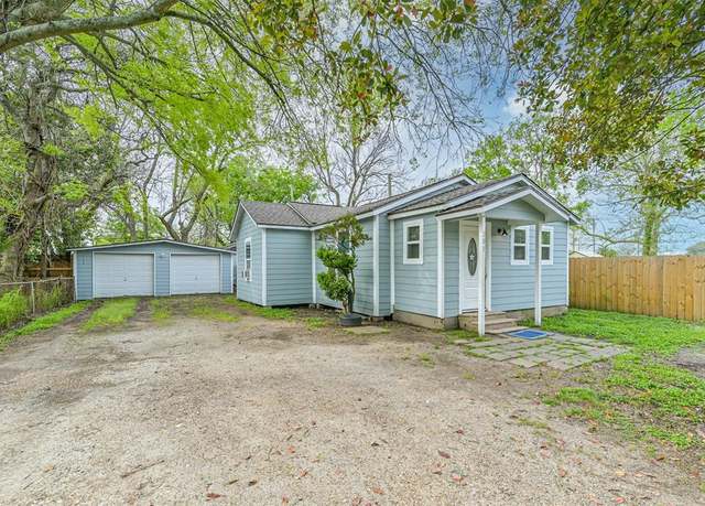 Property at 205 Prune St, La Marque, TX 77568, 3 beds, 2 baths