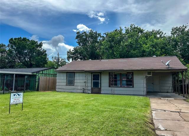 Property at 7810 Darnay Dr, Houston, TX 77033, 2 beds, 1 bath