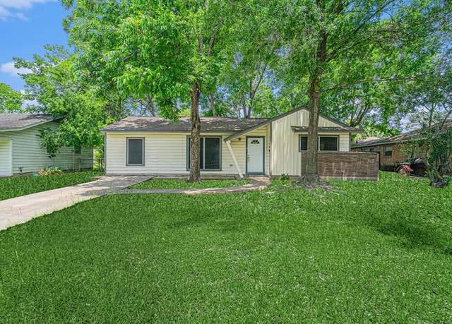 Property at 7433 Yoe St, Houston, TX 77016, 3 beds, 1 bath