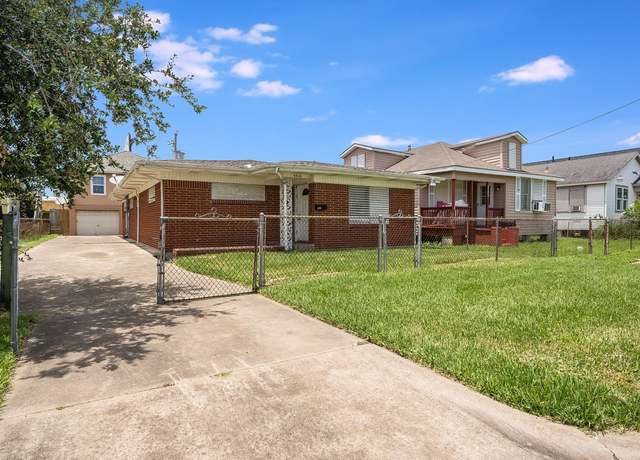 Property at 4816 Avenue K, Galveston, TX 77551, 4 beds, 3 baths