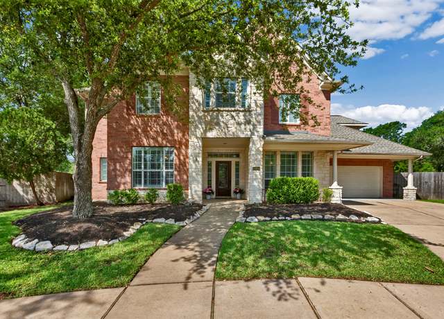 Property at 15935 Lake Loop Dr, Cypress, TX 77433, 4 beds, 4 baths