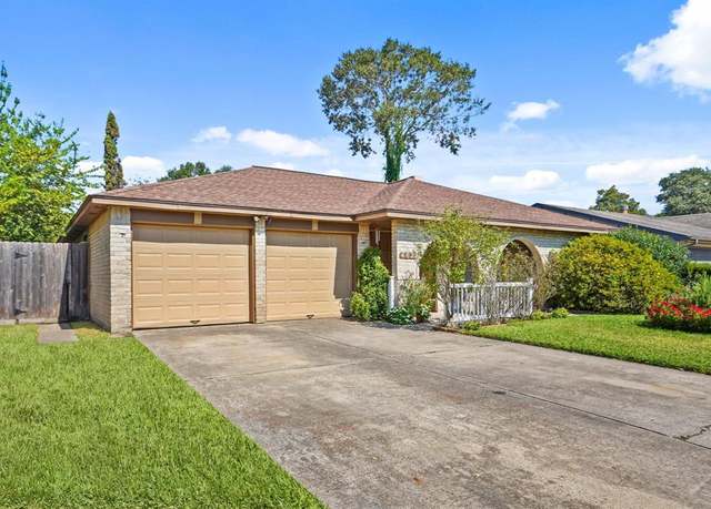 Property at 4822 Cypressdale Dr, Spring, TX 77388, 3 beds, 2 baths