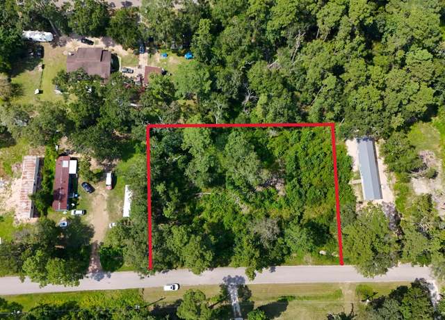 Property at 21289 Walker Dr, Conroe, TX 77306