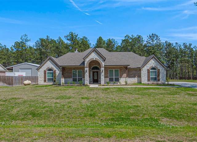 Property at 9862 Guadalupe St, Conroe, TX 77303, 4 beds, 2.5 baths