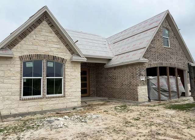 Property at 5620 Essie Ln, Beaumont, TX 77713, 3 beds, 3 baths