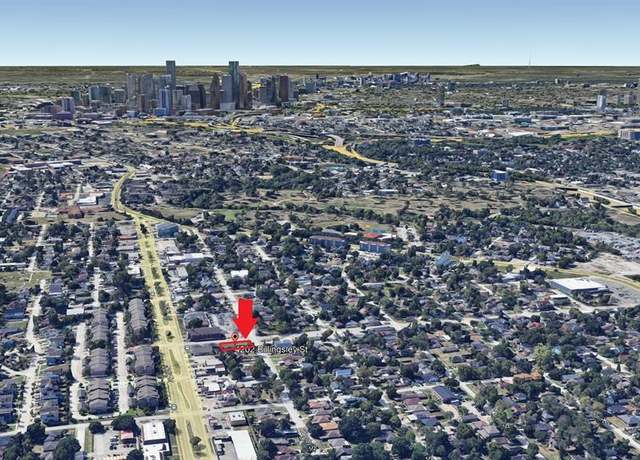 Property at 4202 Billingsley St, Houston, TX 77009