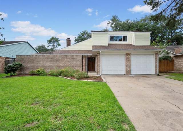 Property at 4809 Blueberry Hill Dr, Houston, TX 77084, 3 beds, 2.5 baths