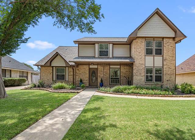 Property at 2515 Williams Grant St, Sugar Land, TX 77479, 4 beds, 2.5 baths