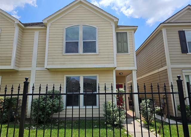 Property at 8039 Ellinger Ln, Houston, TX 77040, 3 beds, 2 baths