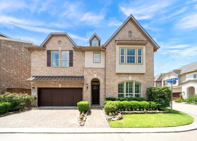 Property at 8421 Moritz Grn, Houston, TX 77055, 5 beds, 4.5 baths