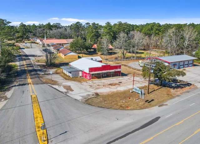 Property at 301 N Wheeler Rd, Colmesneil, TX 75938, 0.5 baths