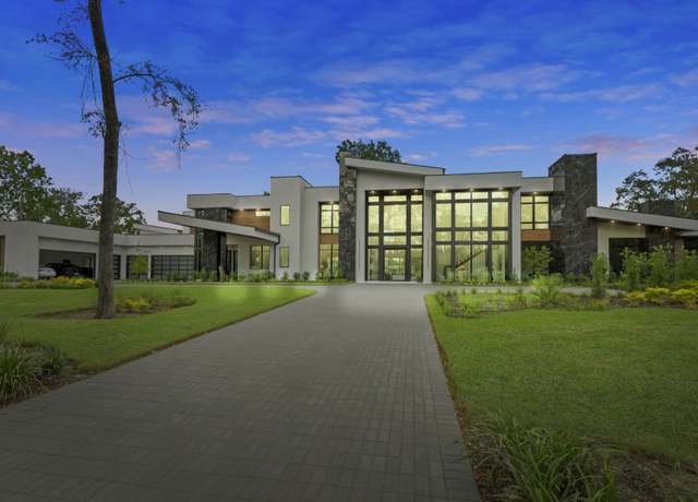 Property at 6 Estancia Pl, Spring, TX 77389, 7 beds, 9 baths