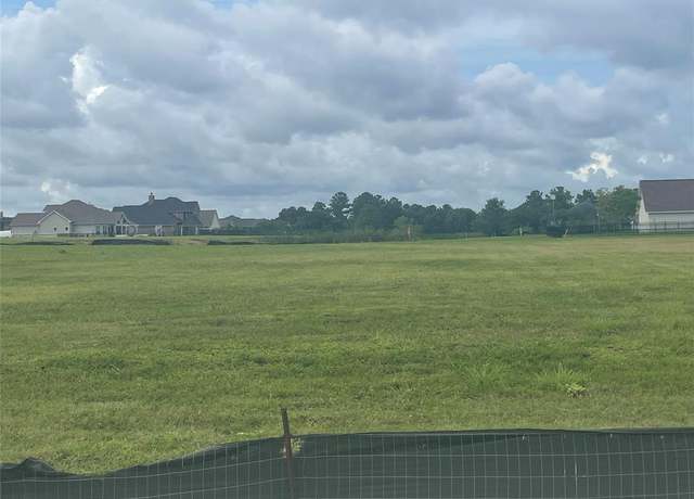 Property at 12973 French Quarter Dr, Willis, TX 77318