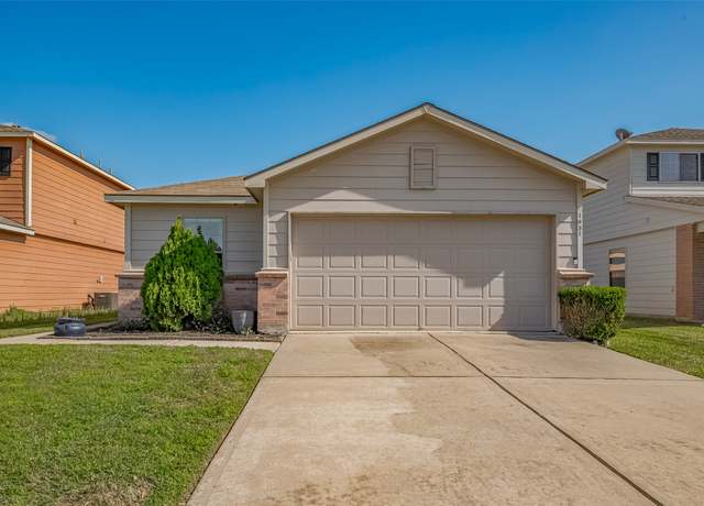 Property at 1931 Eastmont Ln, Missouri City, TX 77489, 3 beds, 2 baths