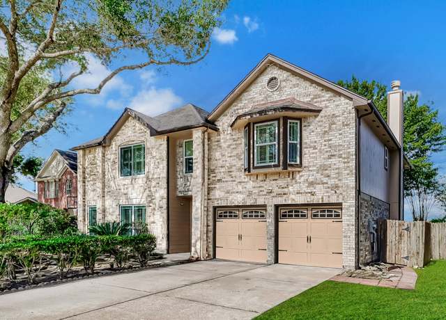 Property at 22711 W Waterlake Dr, Richmond, TX 77406, 5 beds, 2.5 baths