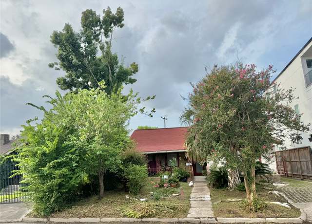 Property at 2434 Wroxton Rd #6, Houston, TX 77005, 2 baths
