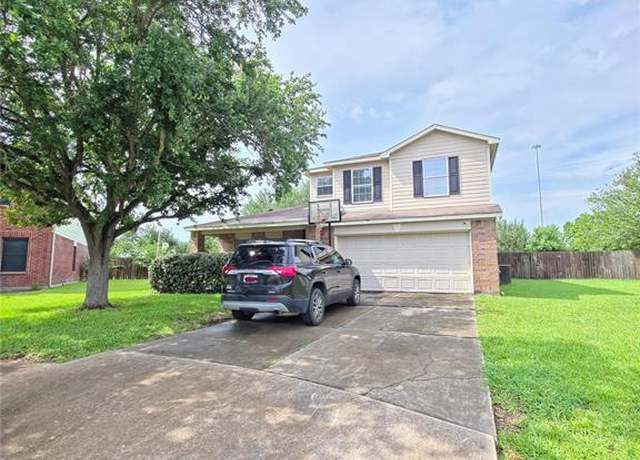 Property at 515 Wild Cotton Rd, Rosenberg, TX 77471, 4 beds, 2.5 baths