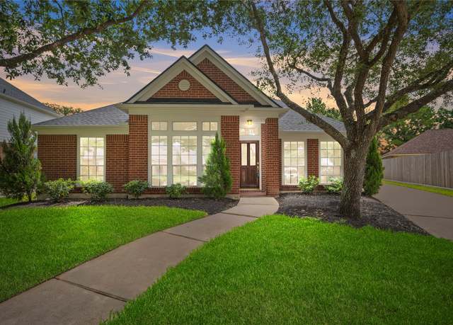Property at 4855 Claridge Park Ln, Katy, TX 77494, 3 beds, 2 baths