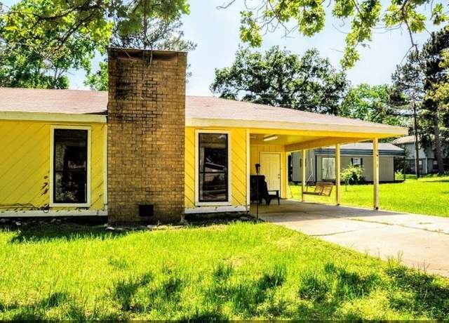 Property at 161 Yellowstone, Livingston, TX 77351, 3 beds, 2 baths