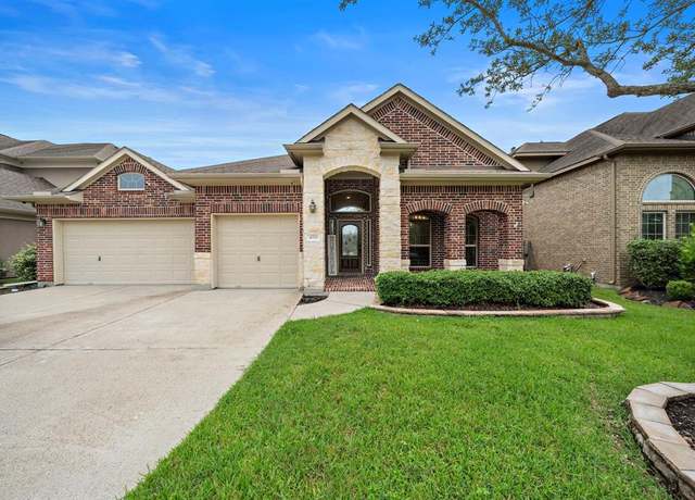 Property at 4711 Salinas Ln, League City, TX 77573, 4 beds, 3.5 baths