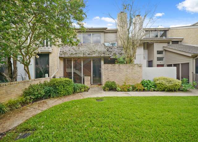 Property at 12625 Memorial Dr #11, Houston, TX 77024, 3 beds, 2.5 baths