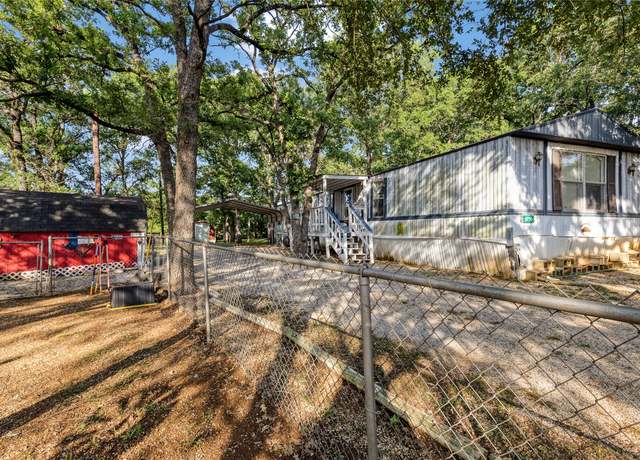 Property at 5770 Redbud Dr, Bryan, TX 77807, 3 beds, 2 baths