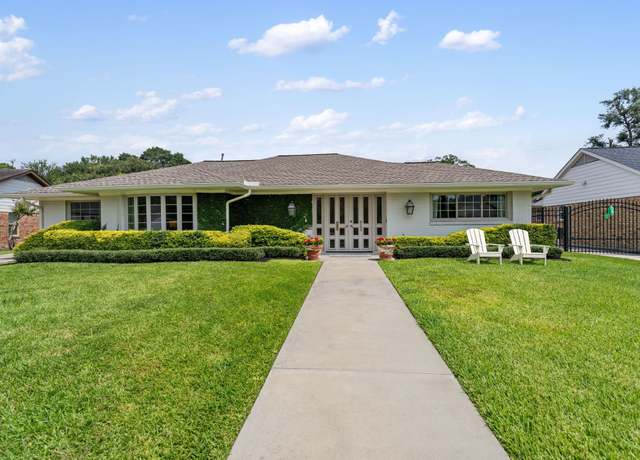 Property at 6150 Chevy Chase Dr, Houston, TX 77057, 4 beds, 3.5 baths