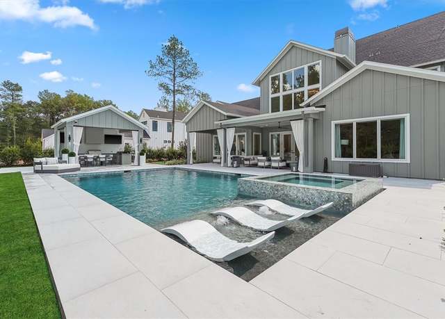 Property at 208 Heron Pointe Dr, Montgomery, TX 77316, 4 beds, 3.5 baths
