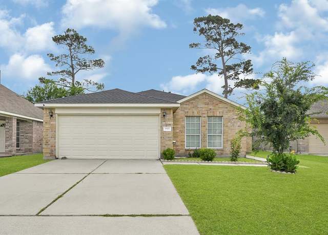 Property at 3902 Cary Creek Dr, Baytown, TX 77521, 3 beds, 3 baths