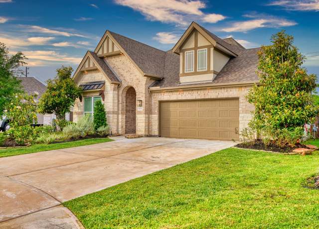 Property at 4905 Stoney Way Ln, League City, TX 77573, 4 beds, 3 baths