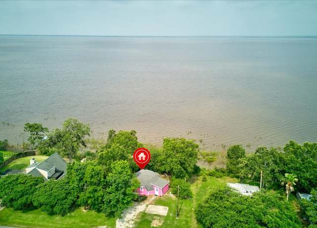 Property at 3029 Fm 563, Anahuac, TX 77514, 2 beds, 1 bath