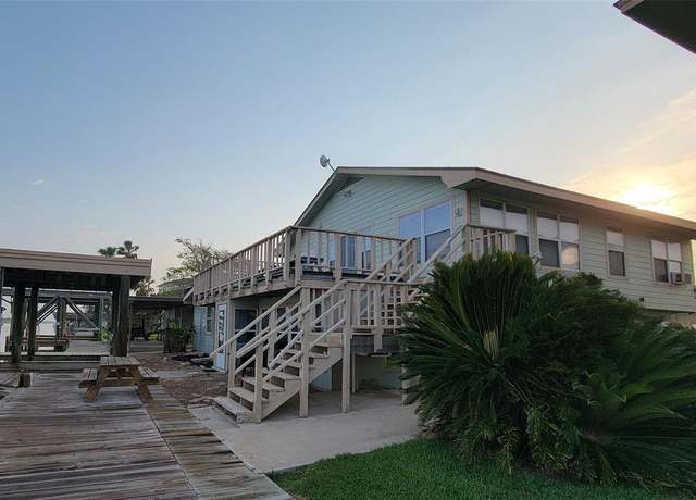 Property at 143 Fm-2031, Matagorda, TX 77457, 6 beds, 4 baths