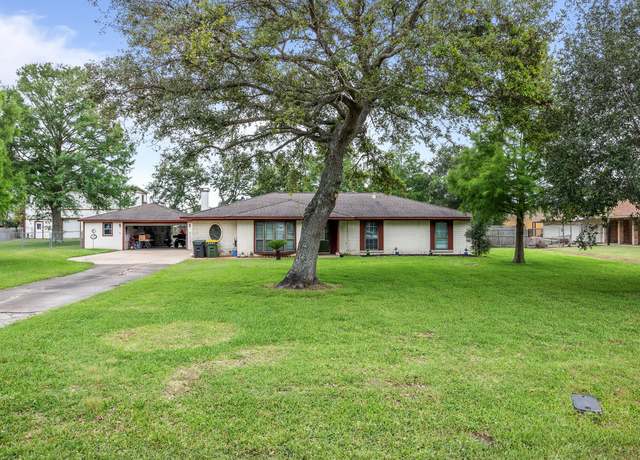 Property at 2234 Kelly Dr, Pearland, TX 77581, 3 beds, 2 baths