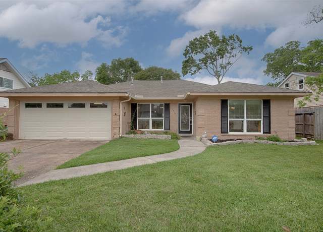 Property at 1768 Florida Dr, Seabrook, TX 77586, 3 beds, 2 baths