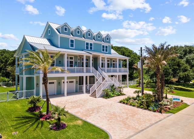 Property at 3407 Eckert Dr, Galveston, TX 77554, 4 beds, 3.5 baths