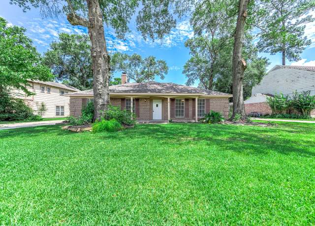 Property at 510 Shenandoah Dr, Shenandoah, TX 77381, 4 beds, 2 baths