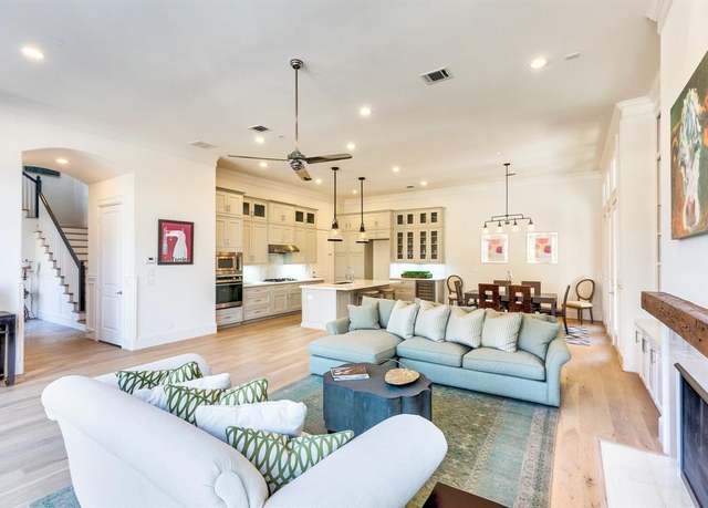 Property at 6114 Cottage Grove Lake Dr, Houston, TX 77007, 4 beds, 4.5 baths