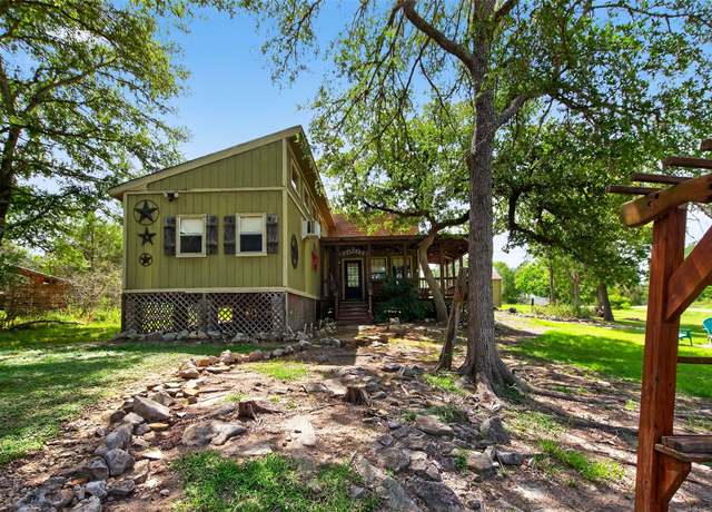 Property at 702 Birch Hollow Dr, Somerville, TX 77879, 3 beds, 2 baths