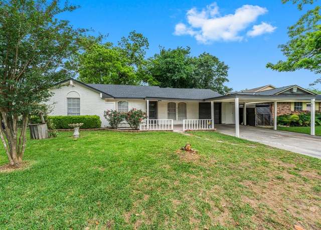 Property at 9231 Rockcliff Dr, Houston, TX 77037, 3 beds, 2 baths