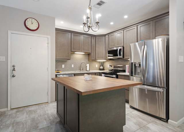 Property at 2100 Tanglewilde St #282, Houston, TX 77063, 1 bed, 1 bath