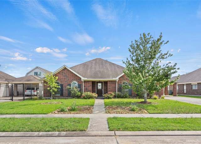 Property at 6710 Travis St, Manvel, TX 77578, 4 beds, 3 baths