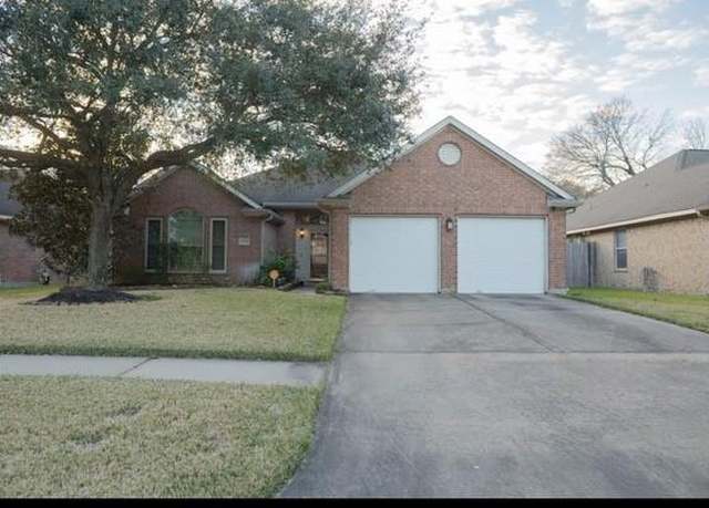 Property at 11123 Barrow Ln, Houston, TX 77065, 4 beds, 2 baths