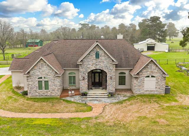 Property at 32601 Winters Rd, Waller, TX 77484, 4 beds, 3.5 baths