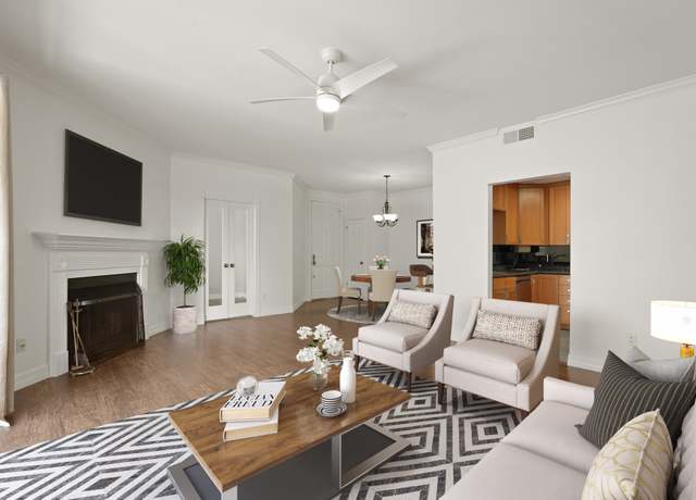 Property at 5200 Weslayan St #101, Houston, TX 77005, 2 beds, 1 bath