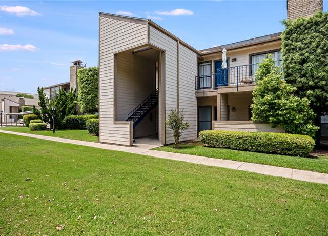 Property at 7028 N Holiday Dr, Galveston, TX 77550, 1 bed, 1 bath